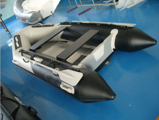 4����Ƥͧ��3���X�Ͻ��⴬